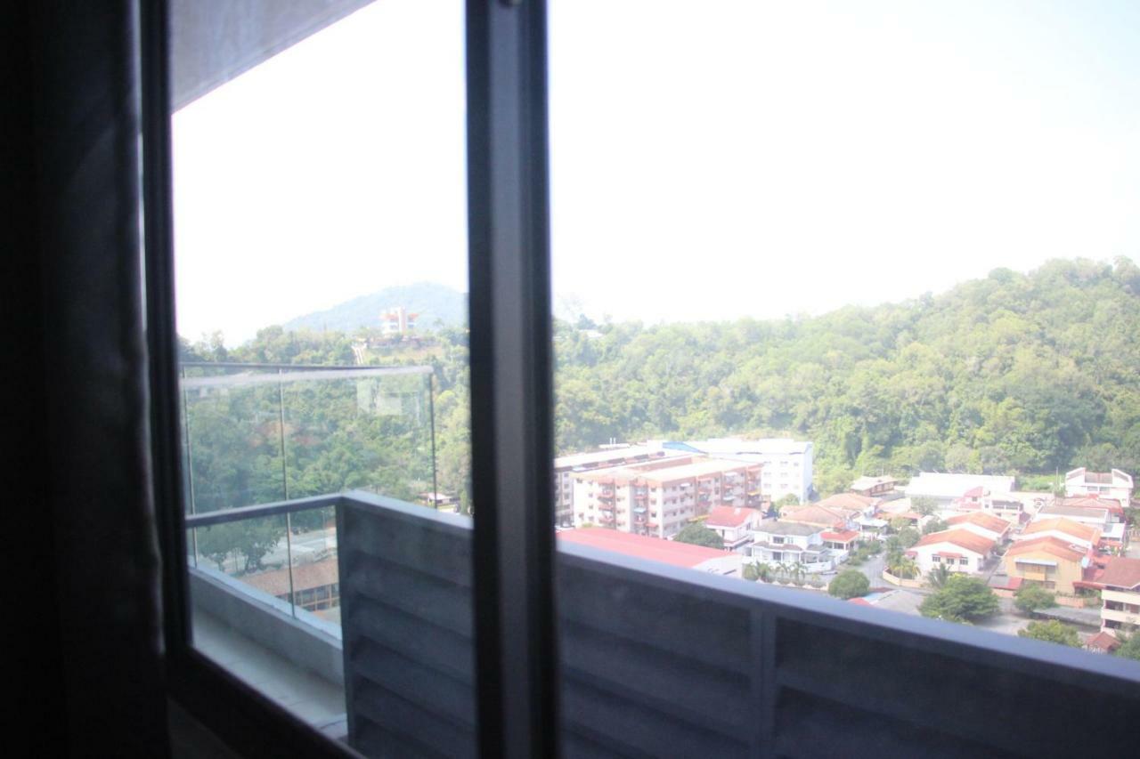 Sunny Seaview@Icon Residence Kuala Terengganu Exterior photo